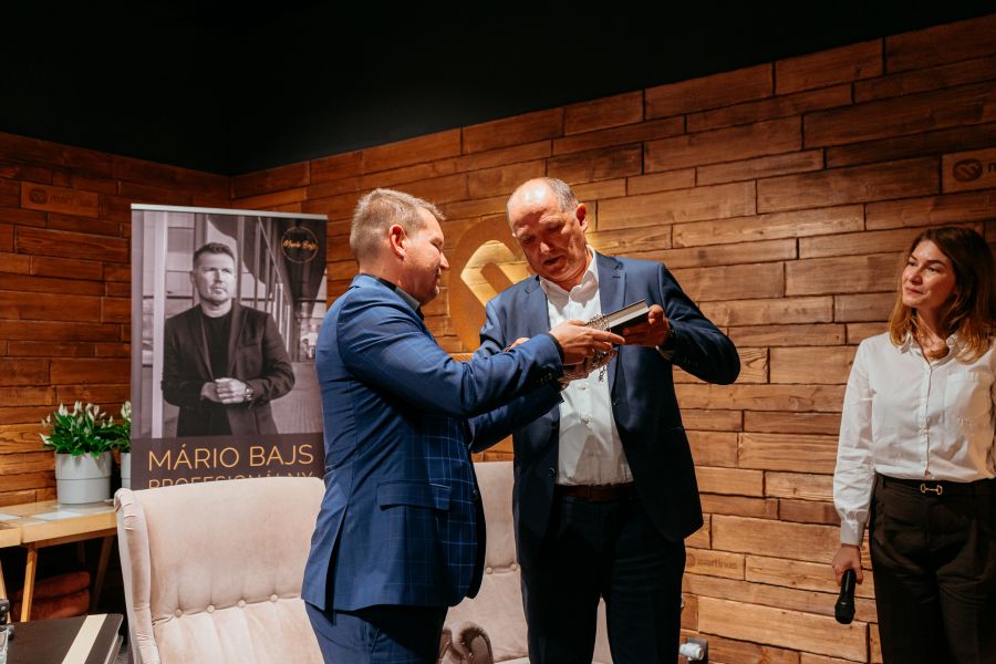 Krstili sme knihu Profesionalny vyjednavač v Martinuse Mario Bajs a Milan Murcko - Vyjednávanie a Hana Gallova
